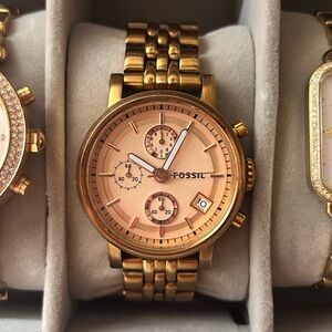 Fossil Women’s Rose Gold Dial Watch